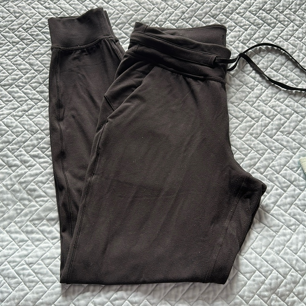 Lululemon Ready to Rulu Jogger black size 6